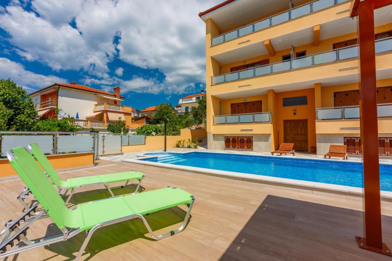 Ferienwohnung House View Novi Vinodolski Exterior foto